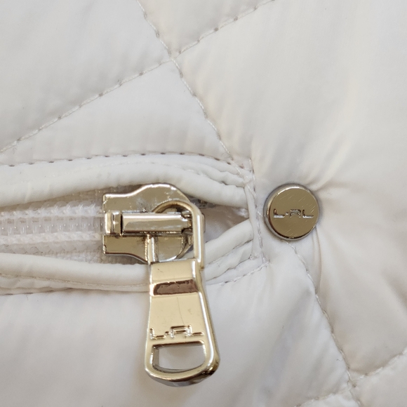 White Lauren Ralph Lauren light puff packable winter jacket, size L - Picture 8 of 16